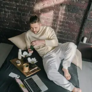 Hybrid Sweatpants with Tech Features